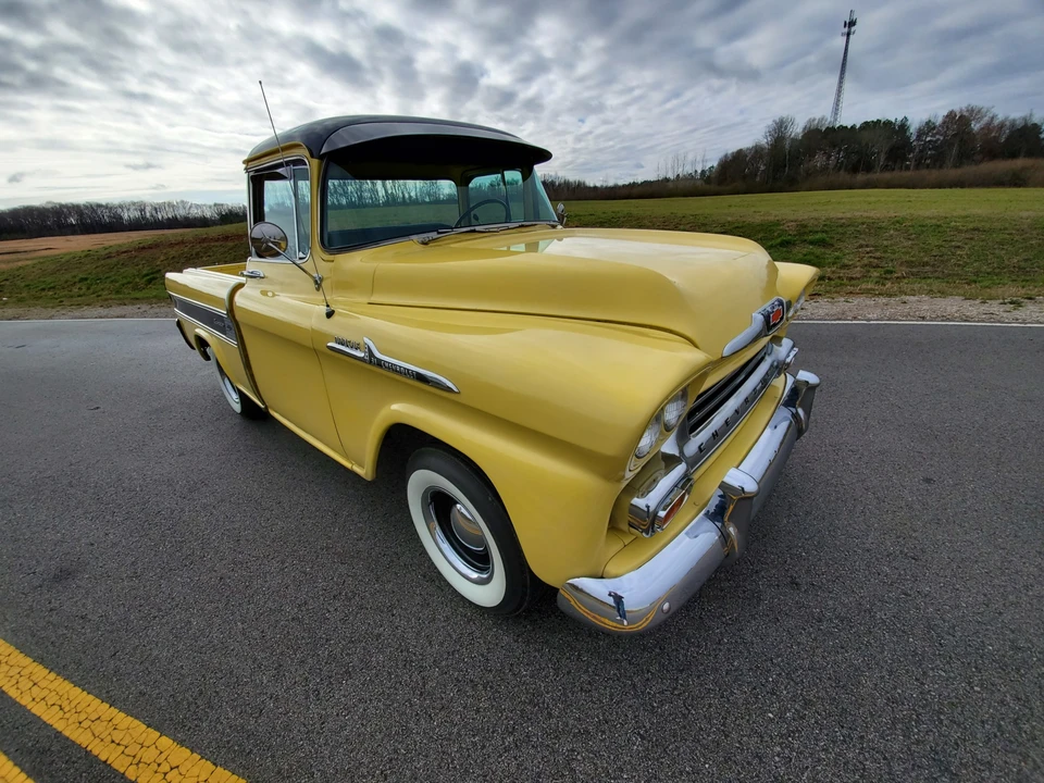 1958 Chevrolet Task Force - Image 18 of 31
