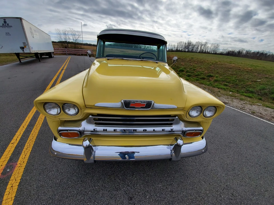 1958 Chevrolet Task Force - Image 16 of 31
