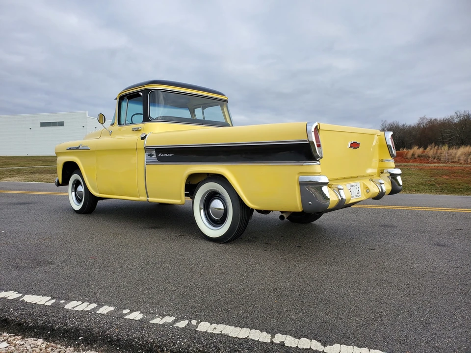 1958 Chevrolet Task Force - Image 11 of 31