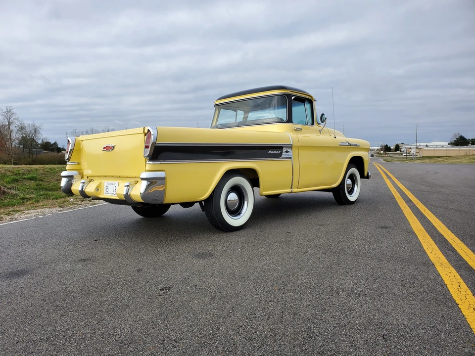 1958 Chevrolet Task Force - Image 6 of 31