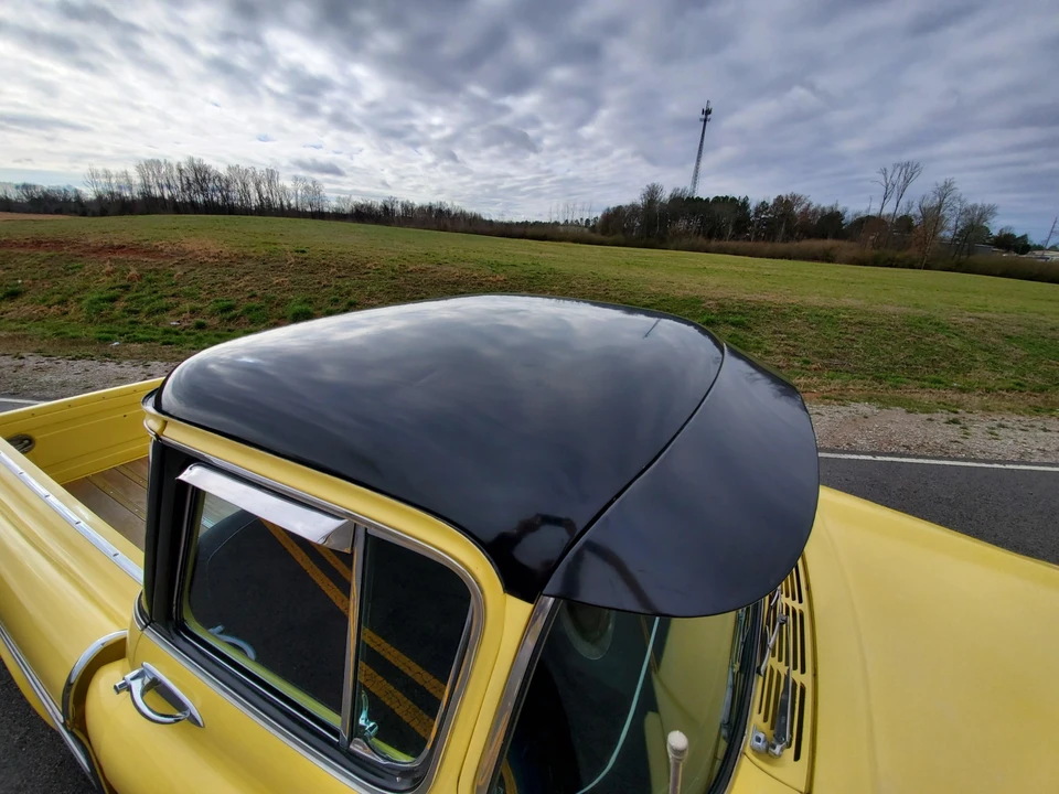 1958 Chevrolet Task Force - Image 21 of 31