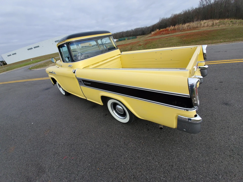 1958 Chevrolet Task Force - Image 10 of 31