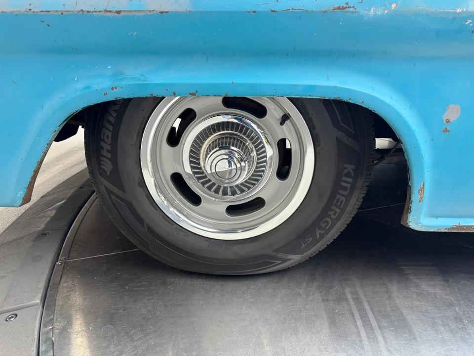 1958 Chevrolet Task Force - Image 29 of 31