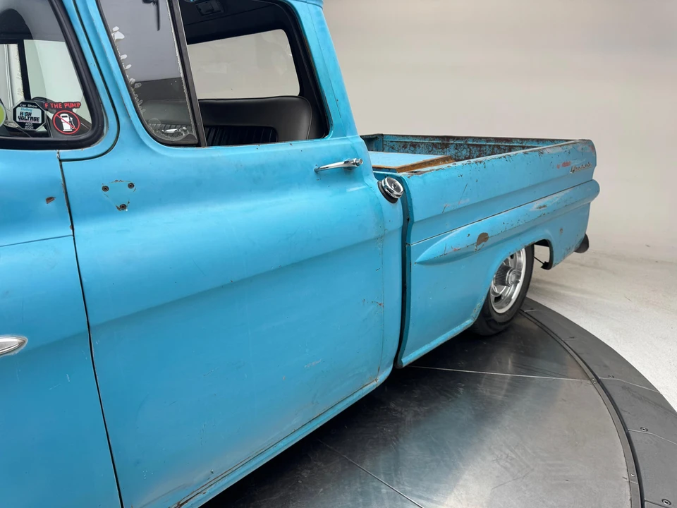 1958 Chevrolet Task Force - Image 15 of 31