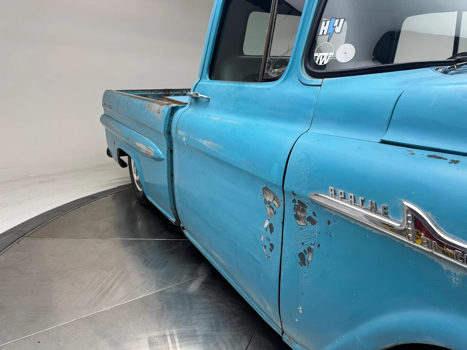 1958 Chevrolet Task Force - Image 24 of 31