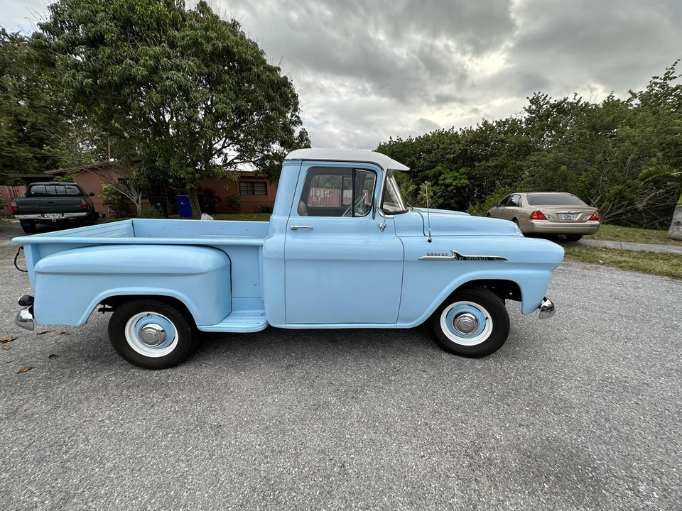1958 Chevrolet Task Force - Image 12 of 31