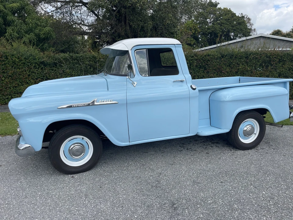 1958 Chevrolet Task Force - Image 5 of 31