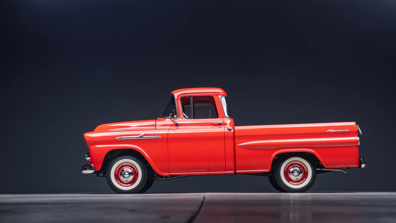 1958 Chevrolet Task Force - Image 29 of 31