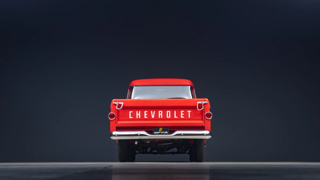 1958 Chevrolet Task Force - Image 23 of 31