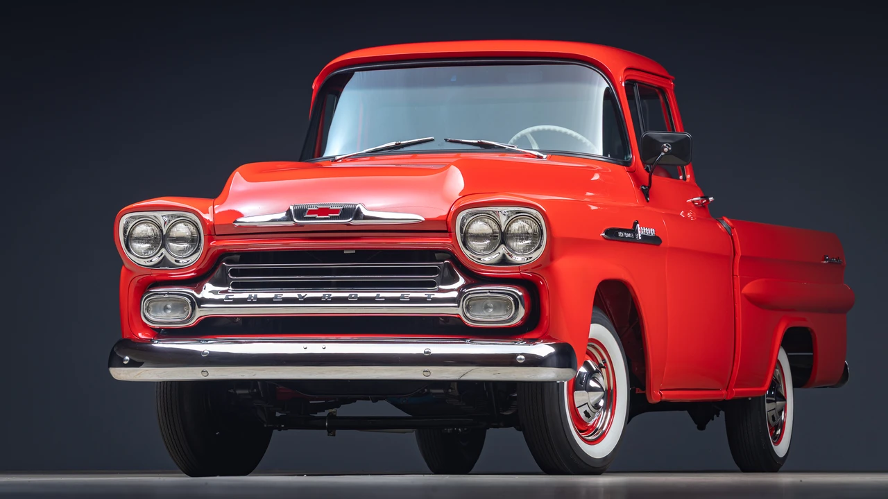 1958 Chevrolet Task Force - Image 5 of 31