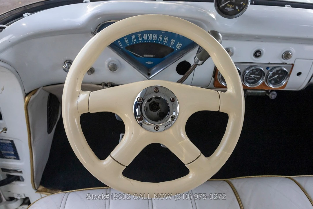 1958 Chevrolet Task Force - Image 22 of 31