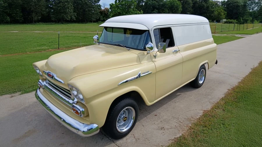 1958 Chevrolet Task Force - Image 2 of 6