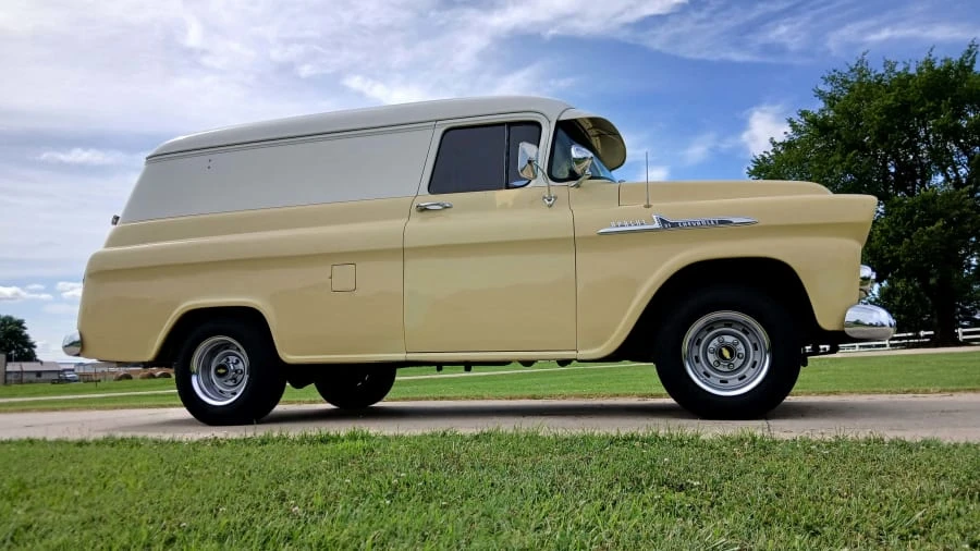 1958 Chevrolet Task Force - Image 3 of 6