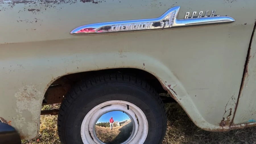 1958 Chevrolet Task Force - Image 8 of 15