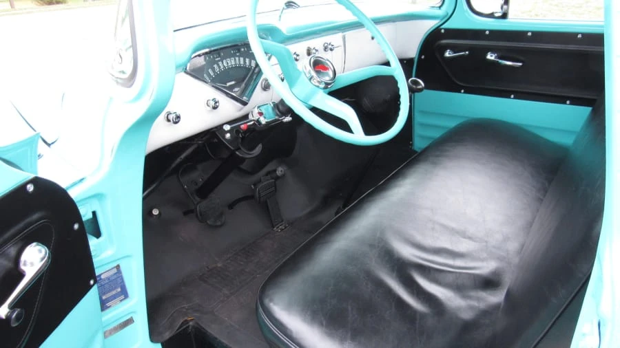1958 Chevrolet Task Force - Image 4 of 8