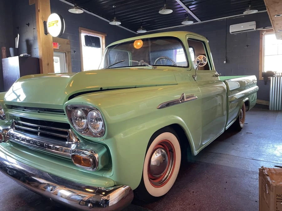 1958 Chevrolet Task Force - Image 5 of 8