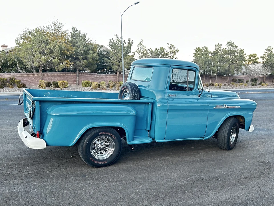 1958 Chevrolet Task Force - Image 22 of 31