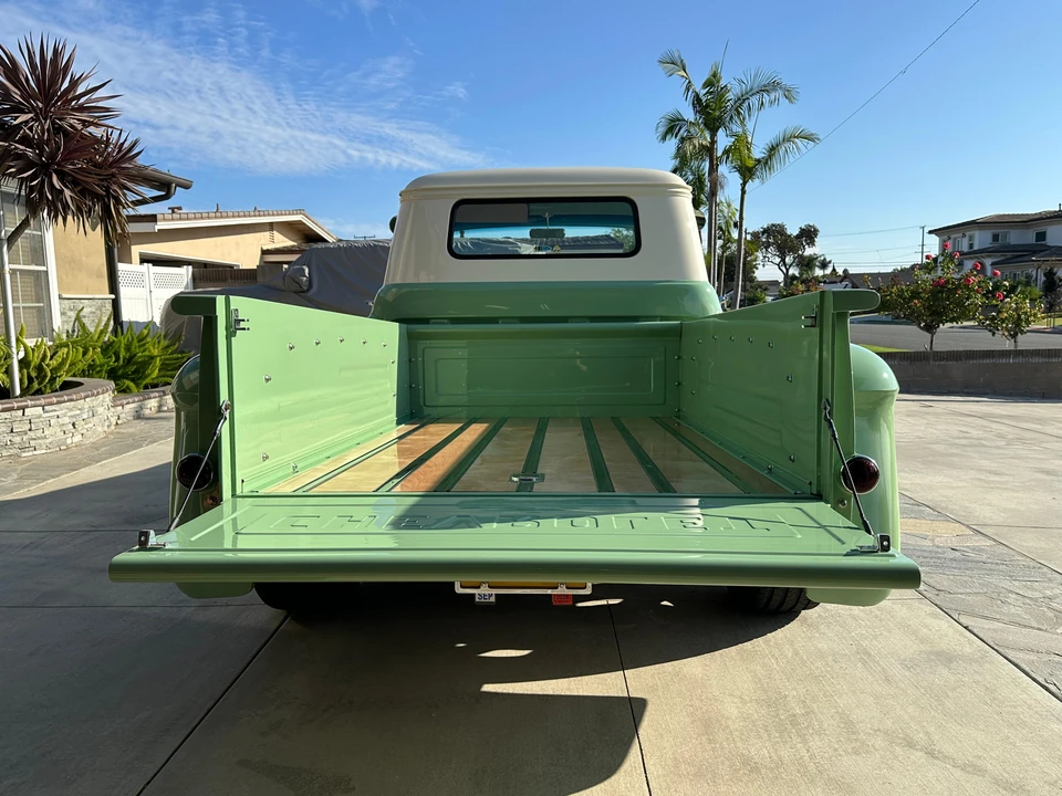 1958 Chevrolet Task Force - Image 15 of 31