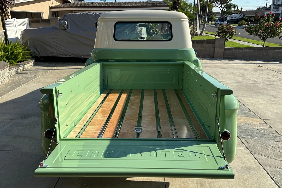1958 Chevrolet Task Force - Image 5 of 31