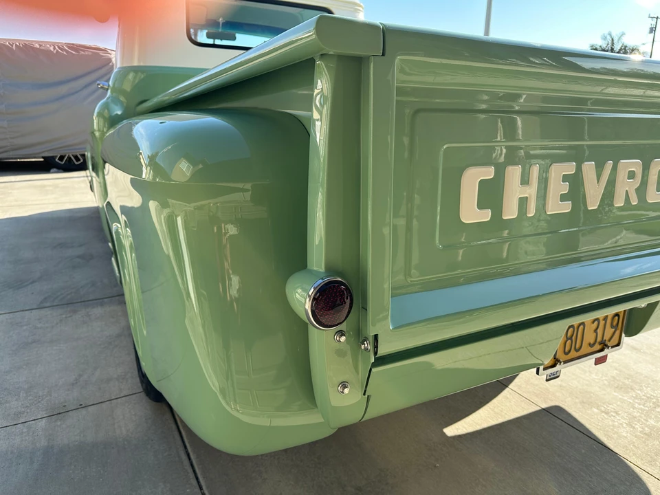 1958 Chevrolet Task Force - Image 24 of 31