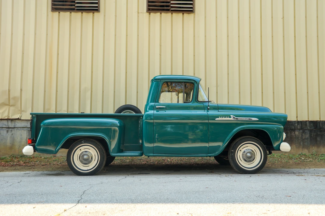 1958 Chevrolet Task Force - Image 9 of 31