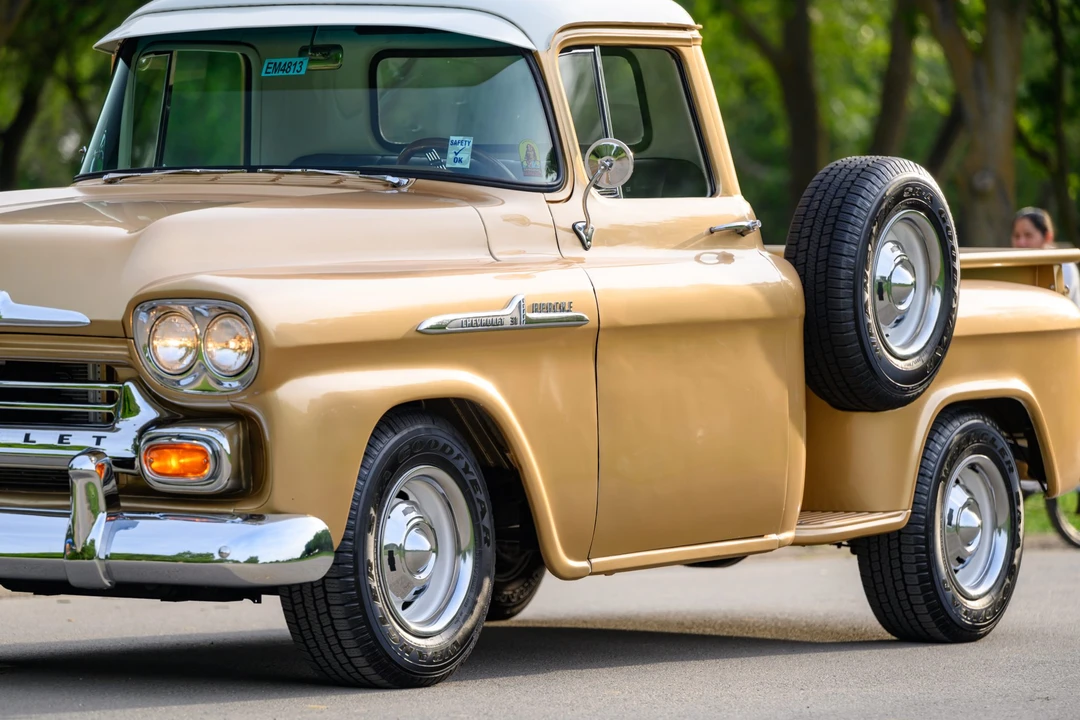1958 Chevrolet Task Force - Image 23 of 31
