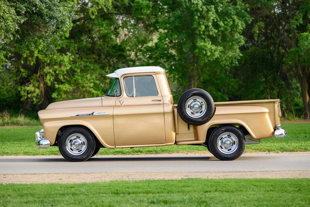 1958 Chevrolet Task Force - Image 4 of 31