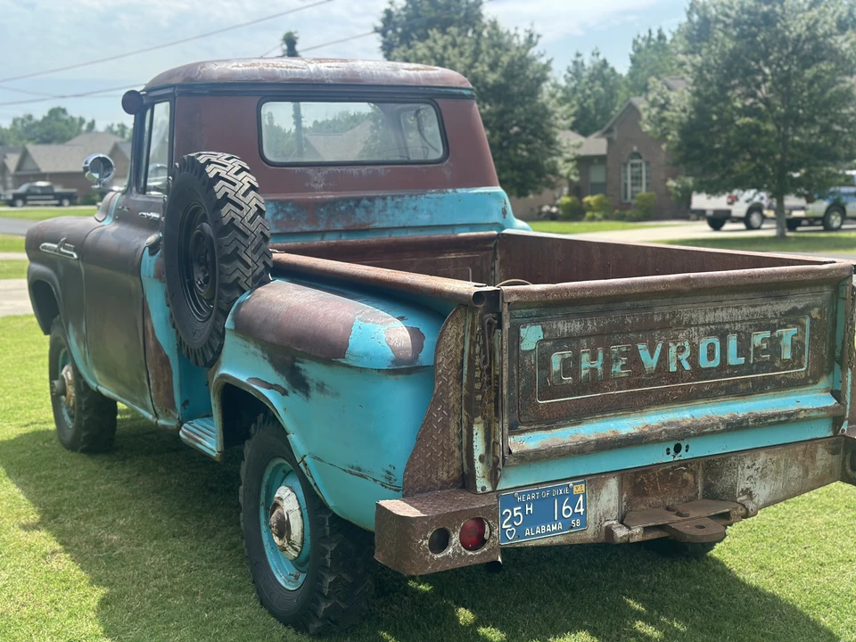 1958 Chevrolet Task Force - Image 4 of 31