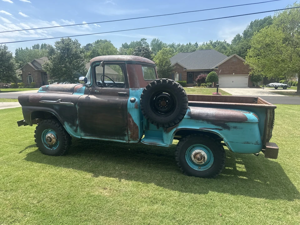 1958 Chevrolet Task Force - Image 3 of 31