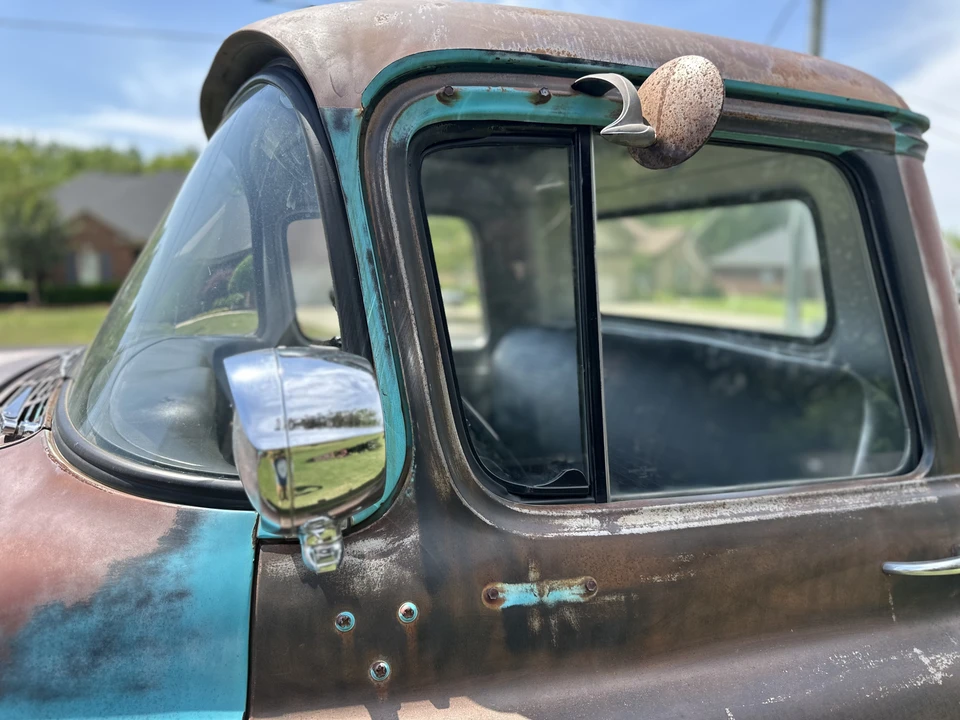 1958 Chevrolet Task Force - Image 20 of 31