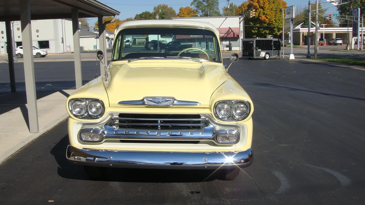 1958 Chevrolet Task Force - Image 5 of 31