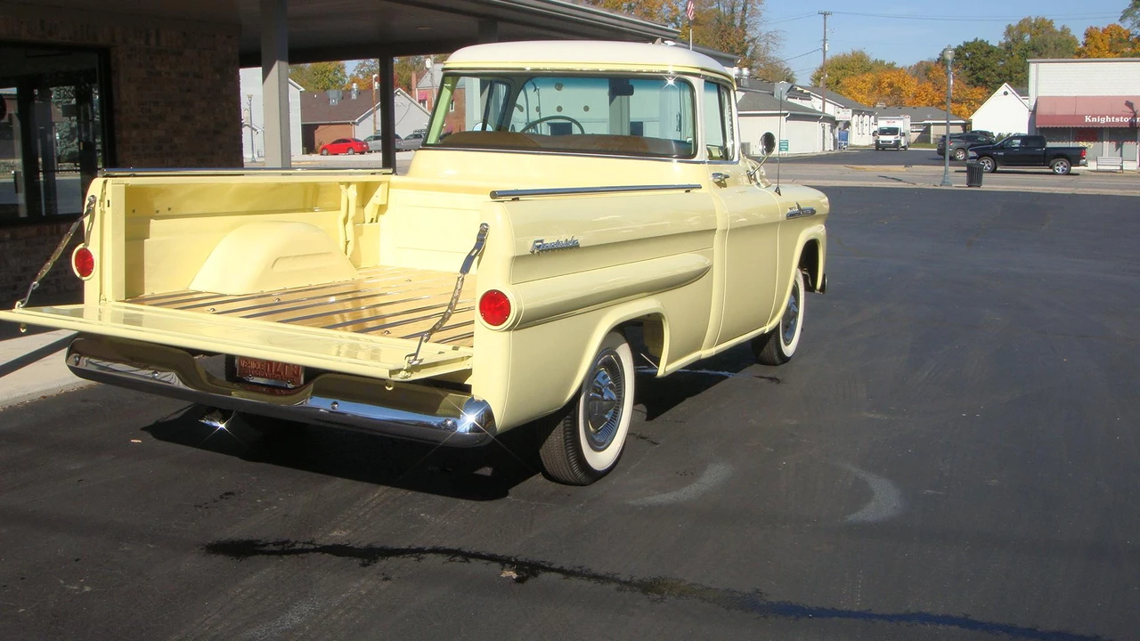 1958 Chevrolet Task Force - Image 10 of 31