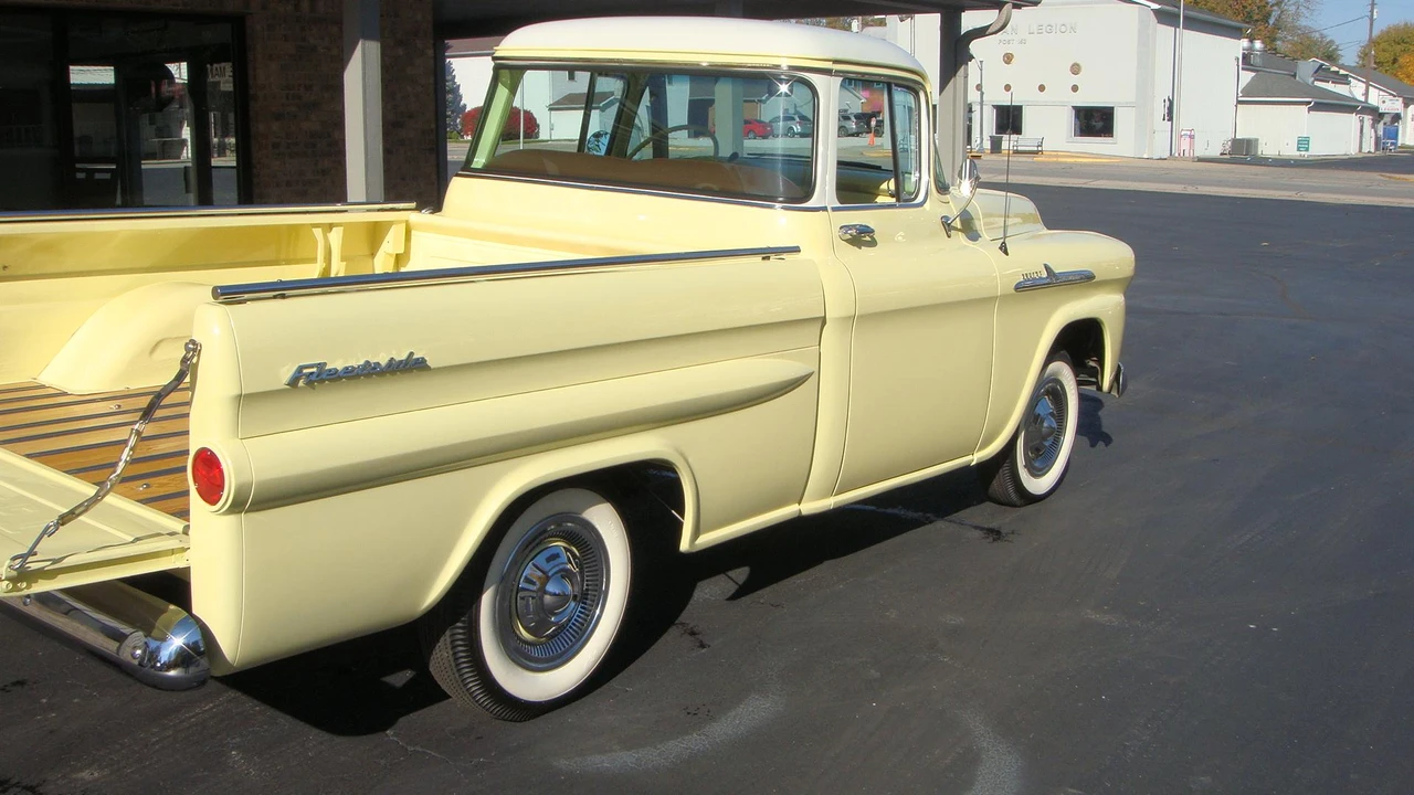 1958 Chevrolet Task Force - Image 19 of 31