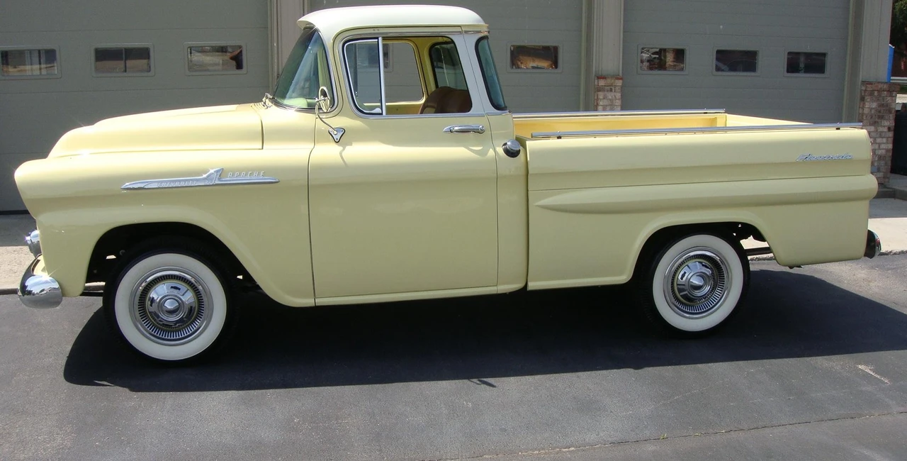 1958 Chevrolet Task Force - Image 16 of 31