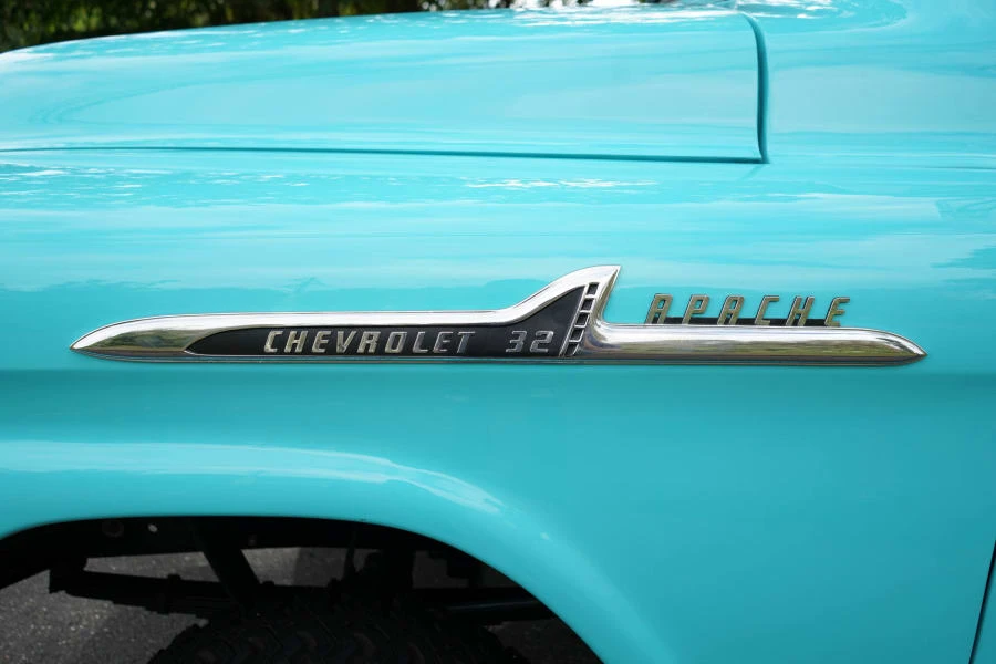 1958 Chevrolet Task Force - Image 3 of 20