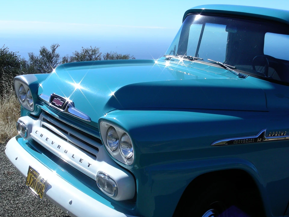1958 Chevrolet Task Force - Image 10 of 31