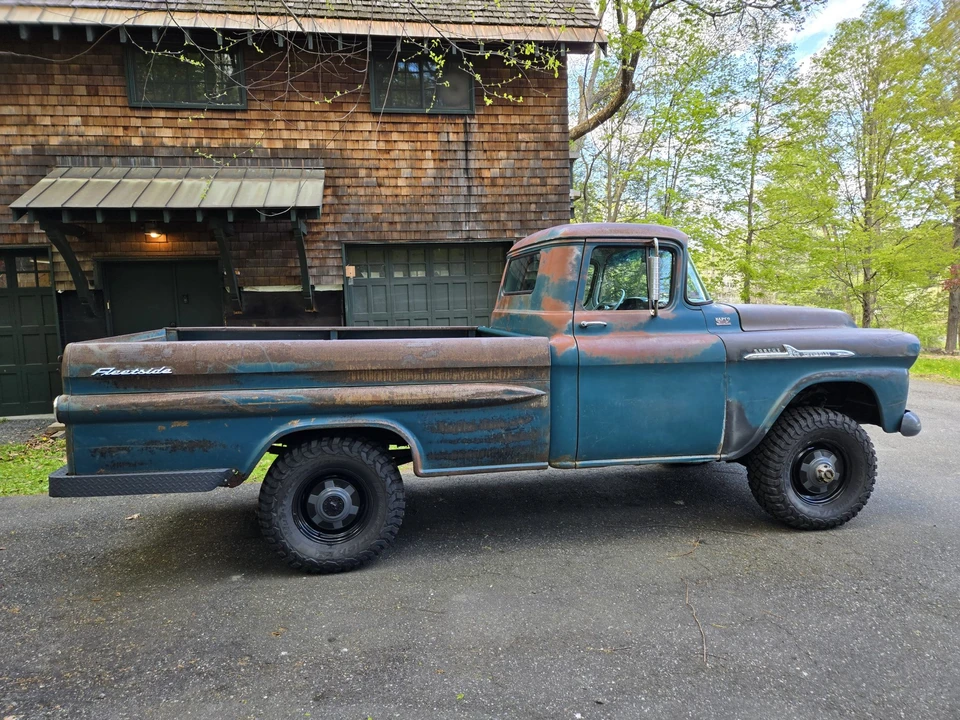 1958 Chevrolet Task Force - Image 6 of 31