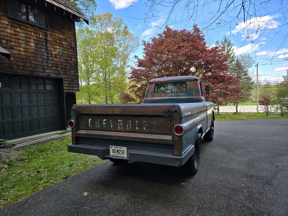 1958 Chevrolet Task Force - Image 9 of 31