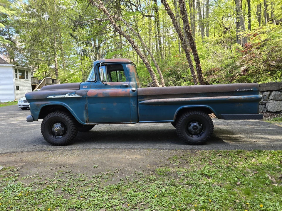 1958 Chevrolet Task Force - Image 15 of 31