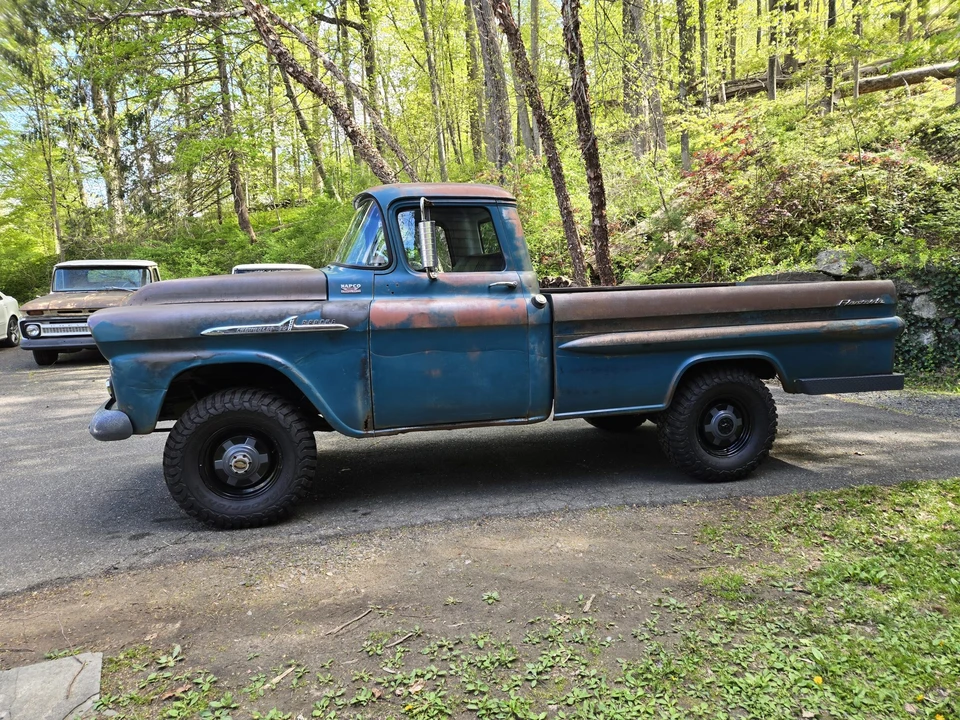 1958 Chevrolet Task Force - Image 16 of 31