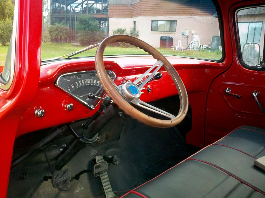 1958 Chevrolet Task Force - Image 4 of 6