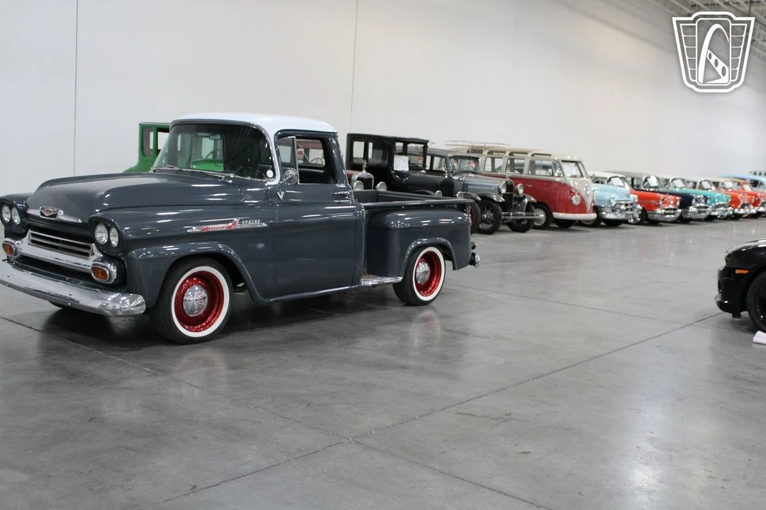1958 Chevrolet Task Force - Image 4 of 12