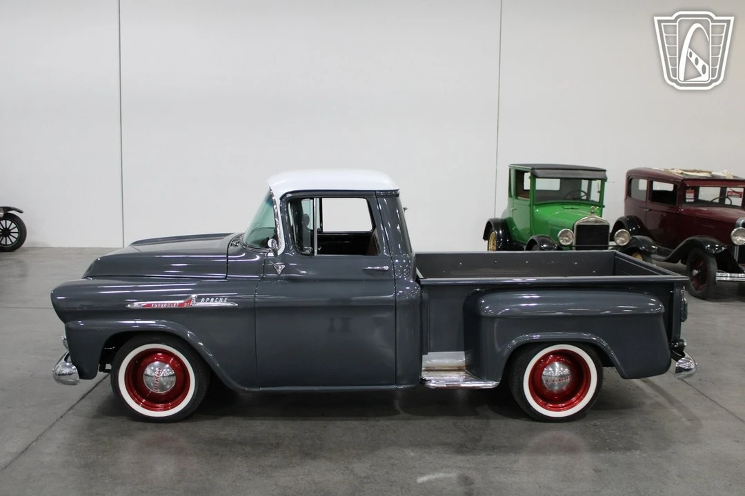 1958 Chevrolet Task Force - Image 9 of 12