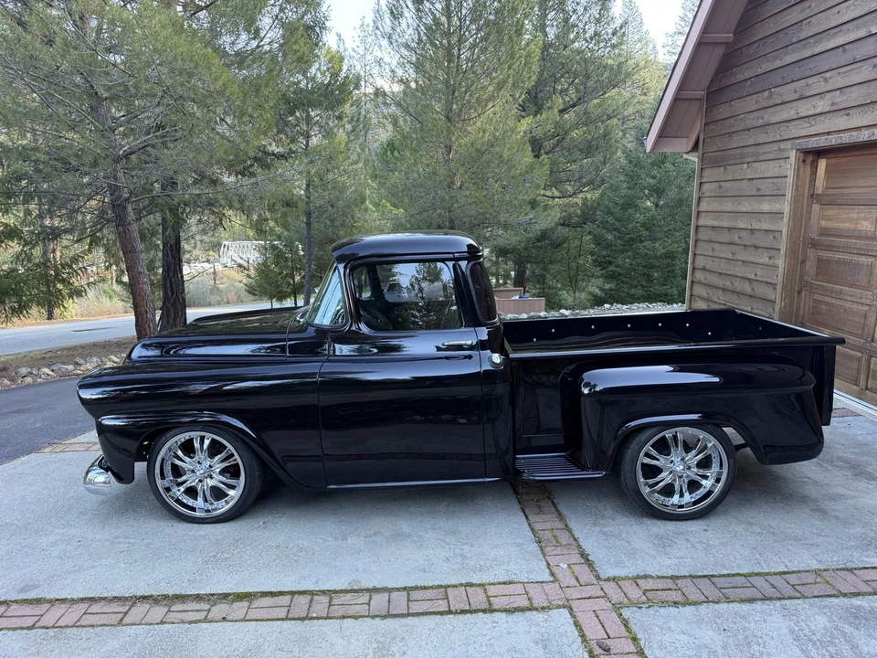 1958 Chevrolet Task Force - Image 6 of 31