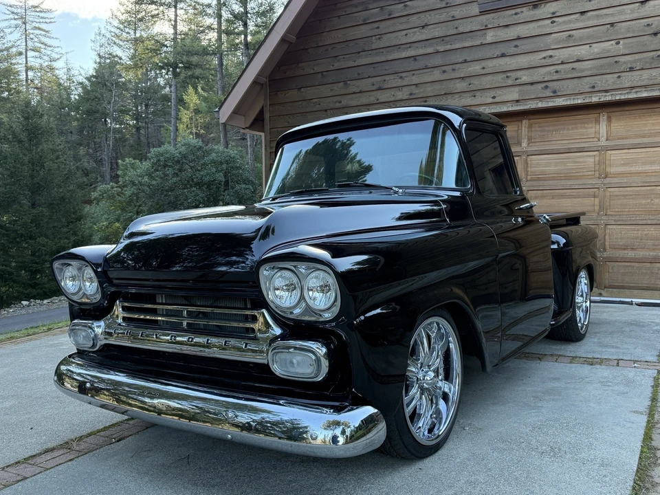 1958 Chevrolet Task Force - Image 23 of 31