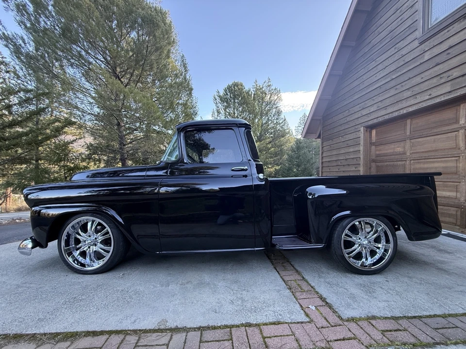 1958 Chevrolet Task Force - Image 22 of 31