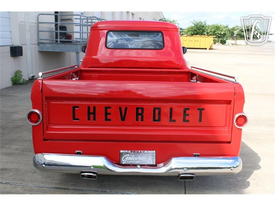 1958 Chevrolet Task Force - Image 26 of 31