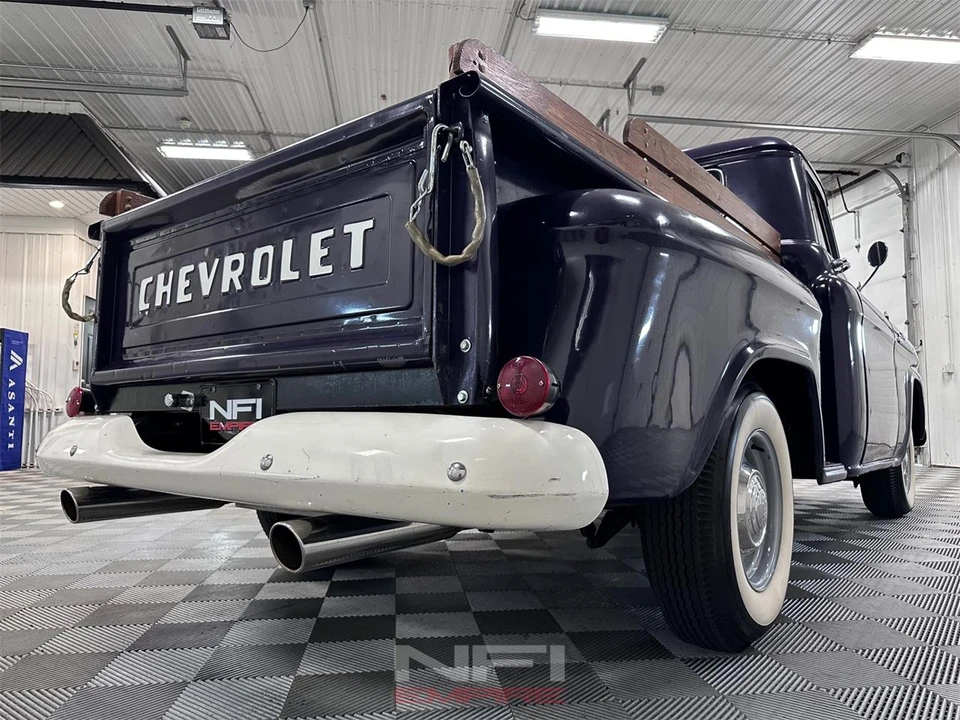 1958 Chevrolet Task Force - Image 19 of 31