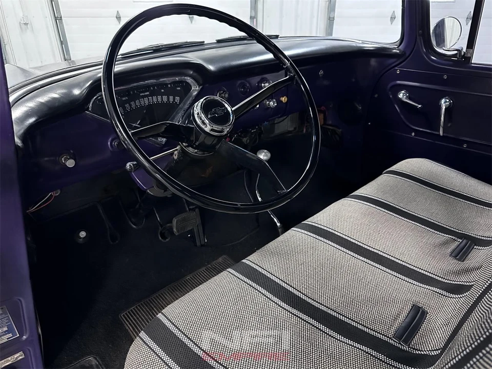 1958 Chevrolet Task Force - Image 23 of 31