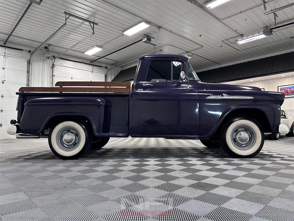 1958 Chevrolet Task Force - Image 17 of 31